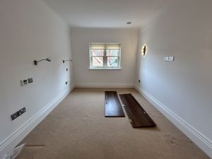 Photo 13- click for photo gallery